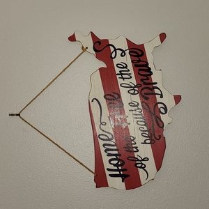 America Wooden Home Decor